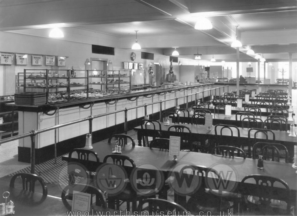 The restaurant at Southend had its own entrance after the rebuilding of 1934, allowing it to open seven days a week. The styling took on the latest ideas from the USA, and was considered remarkably modern at the time of opening. The cafe closed in June 1988, because tourist visitor numbers to the Essex resort had fallen dramatically from the mid-1970s onwards.